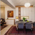 Krum Khan Top Centre Apartment